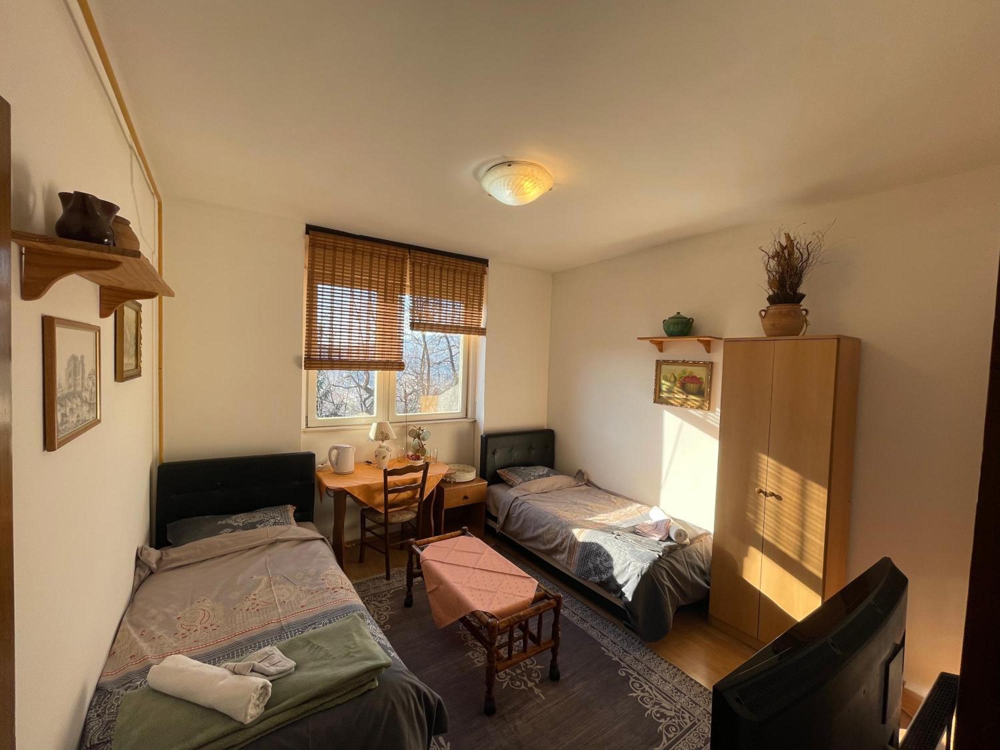 Apartment Ada